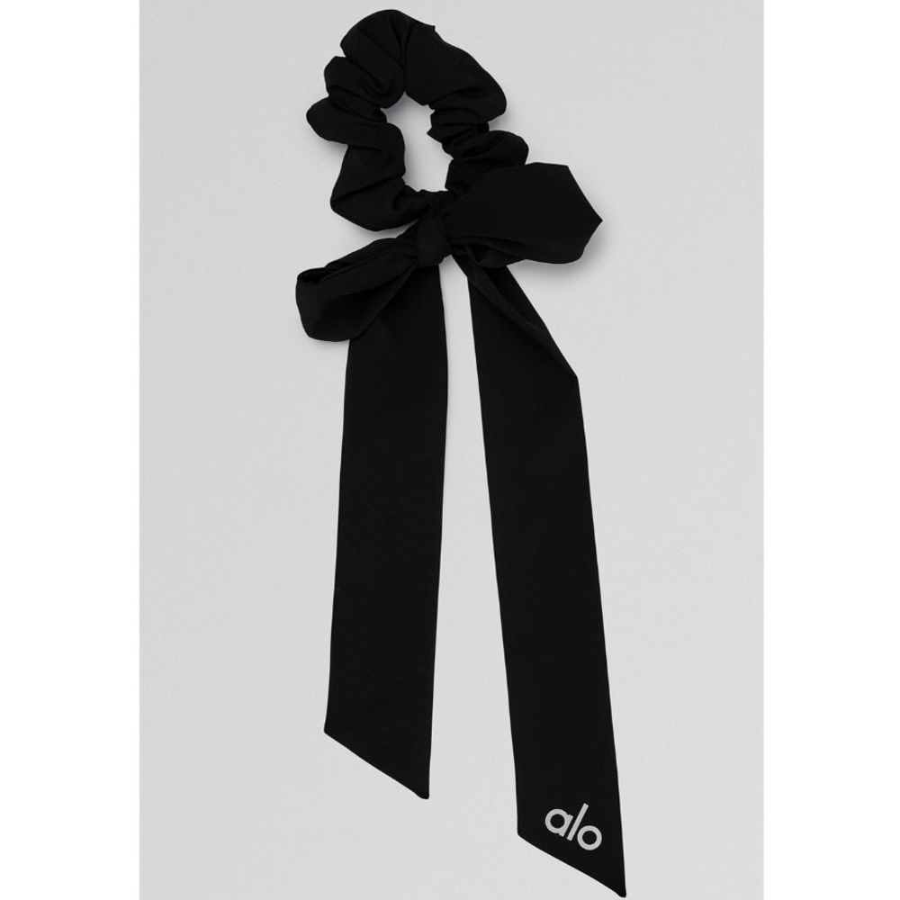 Alo Love Knots Tie Scrunchie NWT Black